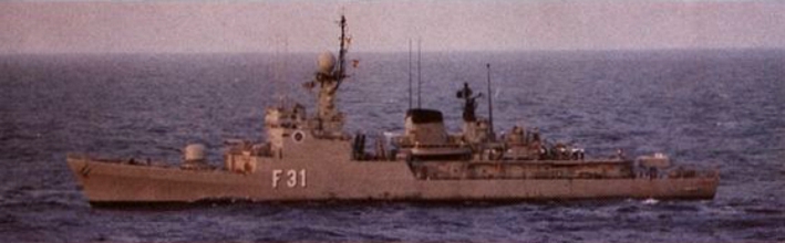Spanish corvette Descubierta (F31) underway in the Red Sea, in 1991.jpg